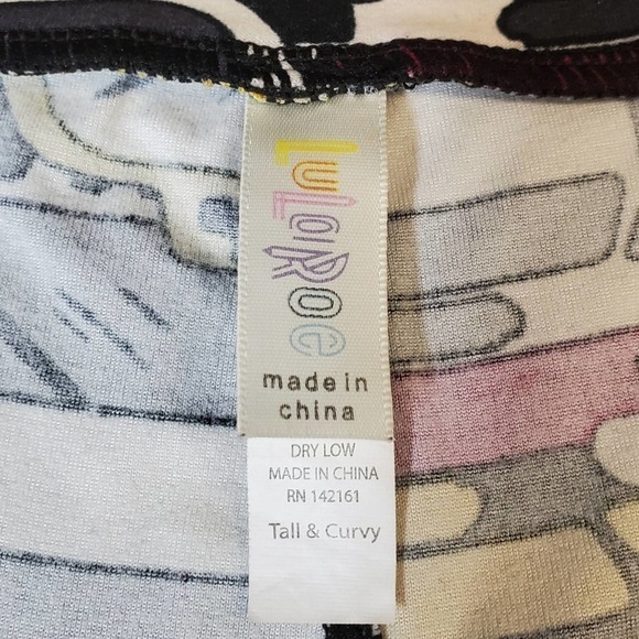 LulaRoe Taxi Cab Print Spandex Leggings Fun Print Casual Women's Size Tall Curvy - Picture 4 of 5